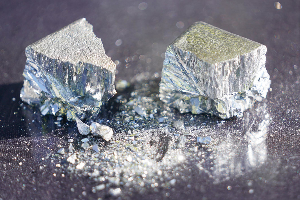 Rare earth metal selling